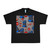 Black scissor lift seamless pattern Urban Heavy Tee - BundleAndBundleShop