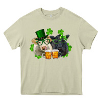 Mossy st. patrick's day charolais and black angus cows Heavy Core Tee - RanaPortraitStore