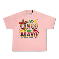 Salmon cinco de mayo with pepper and sombrero Urban Heavy Tee - Artiststas