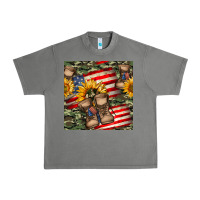Tornado usa flag with army boot seamless pattern Urban Heavy Tee - BundleAndBundleShop