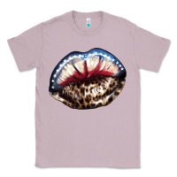 Lilac American lips leopard Classic Tee - NancyCooperArtShop