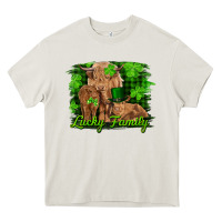 Cream st patrick's day lucky cow family Heavy Core Tee - RanaPortraitStore