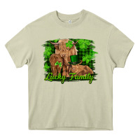 Mossy st patrick's day lucky cow family Heavy Core Tee - RanaPortraitStore