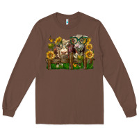 Chestnut hereford bull and heifer with sunflowers Long Sleeve Tee - LillyAllenDesigns