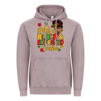 Vintage Zinc pretty black and educated teacher Vintage Hoodie - Artiststas