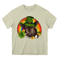 Mossy st patricks day baby cow shamrock rainbow gold Heavy Core Tee - RanaPortraitStore