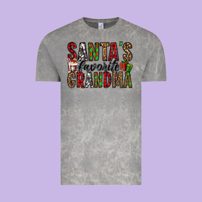 Santa's Favorite Grandma Vintage Tee Designed By Jasminsmagicworld
