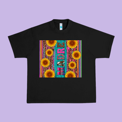 Madre Cinco De Mayo Urban Heavy Tee Designed By Artiststas