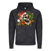 Vintage Black christmas skull and gift Vintage Hoodie - AdoDesignShop