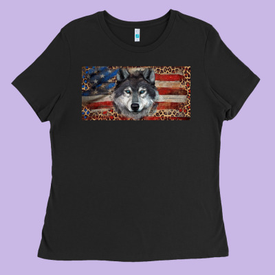Ladies Tee Wolf with american flag and leopard