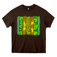 Chocolate Brown saint patricks horseshoe shamrock leopard glitter brushstroke Heavy Core Tee - Artiststas