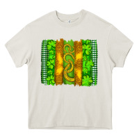 Cream saint patricks horseshoe shamrock leopard glitter brushstroke Heavy Core Tee - Artiststas