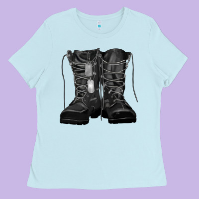 Ladies Tee soldier boots