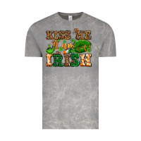 Cloud Rock kiss me i am irish  with lips and shamrocks Vintage Tee - AdoDesignShop