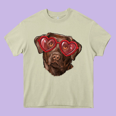 Heavy Core Tee labrador retriever with love glass