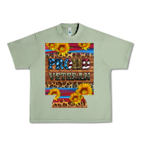 Oil Green proud veteran  12 oz regular can cooler Urban Heavy Tee - Artiststas