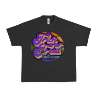 Pigment Black trick or treat Urban Heavy Tee - JahusDesignShop