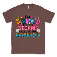Chestnut ive survived too many storms to be thered by raind Classic Tee - CowhideDigitalArt