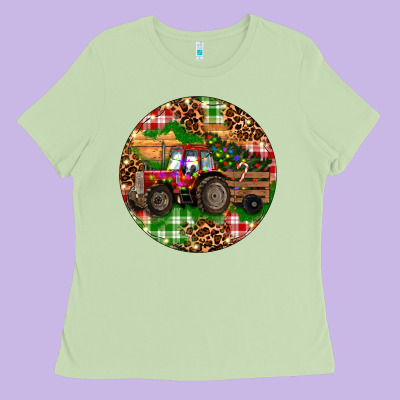 Ladies Tee Christmas Farm Red Tractor