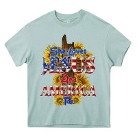 Arona she loves jesus Heavy Core Tee - texasbilliewilder