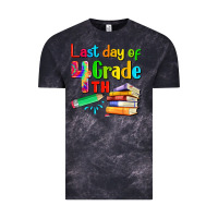 Cloud Black last day of fourth grade Vintage Tee - Artiststas