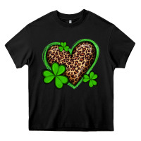 Black st patricks day leopard heart with shamrocks Heavy Core Tee - Artiststas