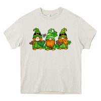Cream st patricks day gnomes with western hearts and shamrocks Heavy Core Tee - Artiststas