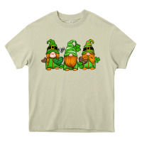 Mossy st patricks day gnomes with western hearts and shamrocks Heavy Core Tee - Artiststas