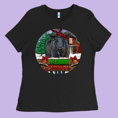Ladies Tee Black Angus Cattle Merry Christmas