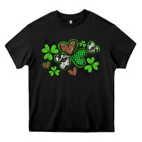 Black western st patricks day shamrocks and hearts Heavy Core Tee - Artiststas