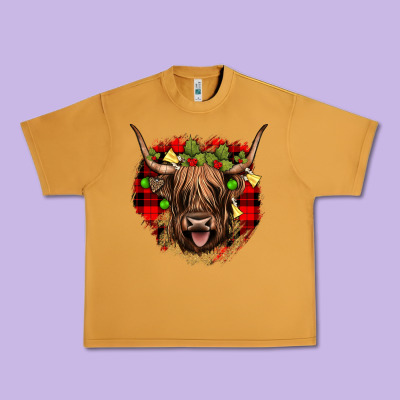 Highland Cow  Christmas Urban Heavy Tee Designed By Jahusdesignshop