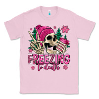 Bubblegum Pink freezing to death winter skull Classic Tee - Jasminsmagicworld