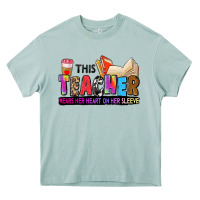 Arona this teacher wears her heart on her sleeve Heavy Core Tee - Zillion Design Studio