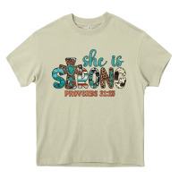 Mossy she is strong Heavy Core Tee - Artiststas