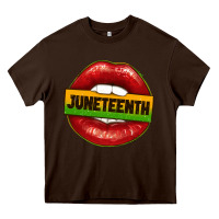 Chocolate Brown juneteenth lips Heavy Core Tee - texasbilliewilder