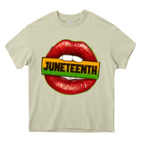Mossy juneteenth lips Heavy Core Tee - texasbilliewilder