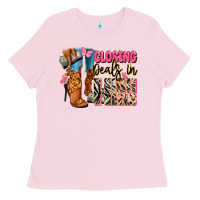 Bubblegum Pink Closing deals in high heels black fashion girl Ladies Tee - RanaPortraitStore