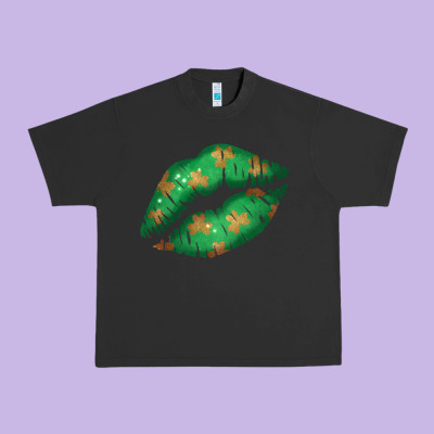 St. Patrick's Day Lip Urban Heavy Tee Designed By Jasminsmagicworld