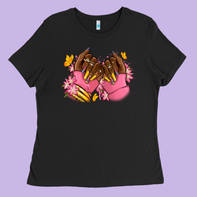 Ladies Tee Pink afro nails