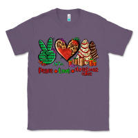 Lavender peace love Christmas cakes Classic Tee - AdoDesignShop