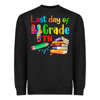 Black last day of fourth grade Heavyweight Sweatshirt - Artiststas