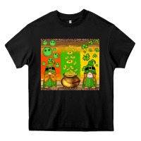 Black st patricks gnomes and coins with shamrock Heavy Core Tee - Artiststas