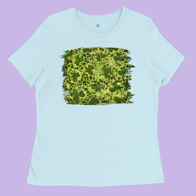 Ladies Tee st patricks day shamrock leopard background