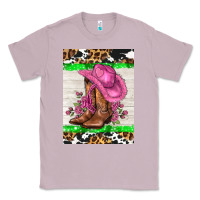 Lilac cowgitl hat and roses Classic Tee - AdoDesignShop