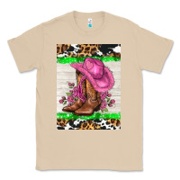 Mushroom cowgitl hat and roses Classic Tee - AdoDesignShop