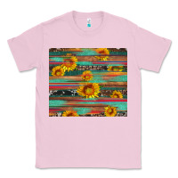 Bubblegum Pink sunflower serape wood and cowhide Classic Tee - Artiststas