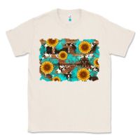 Natural sunflower and cowhides with wood and turquoise background Classic Tee - Artiststas