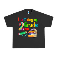 Pigment Black last day of second grade Urban Heavy Tee - Artiststas