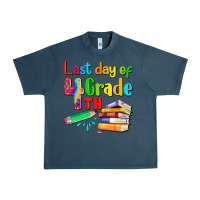 Midnight Navy last day of fourth grade Urban Heavy Tee - Artiststas