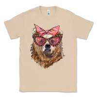 Mushroom mama bear with glasses and bandana Classic Tee - Artiststas